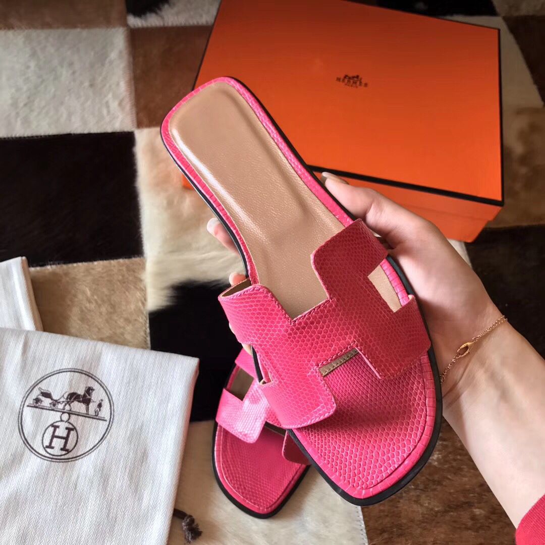 Hermes Oran Sandals In Rose Red Lizard Leather - Image 4