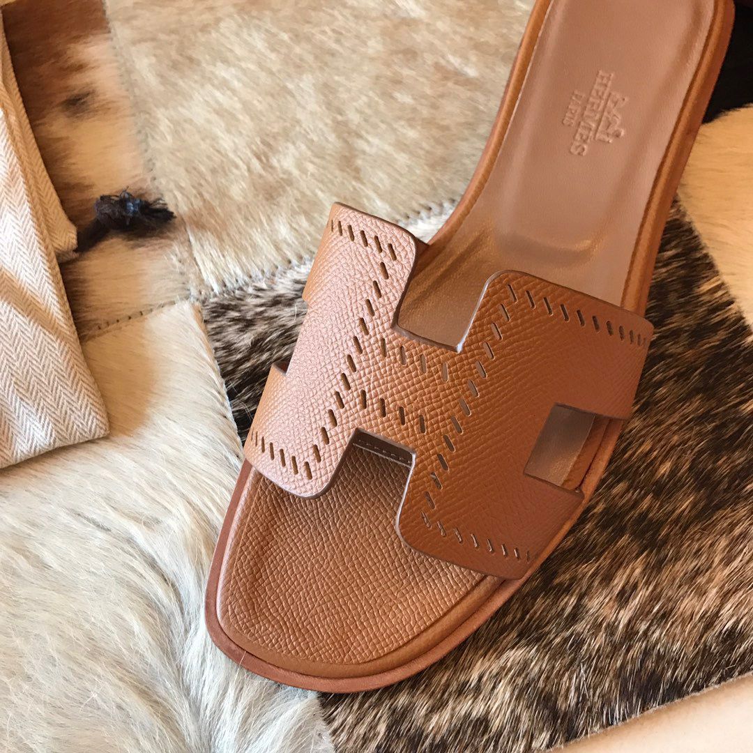 Hermes Oran Slide Sandals In Gold Epsom Perforated Calfskin - Image 5