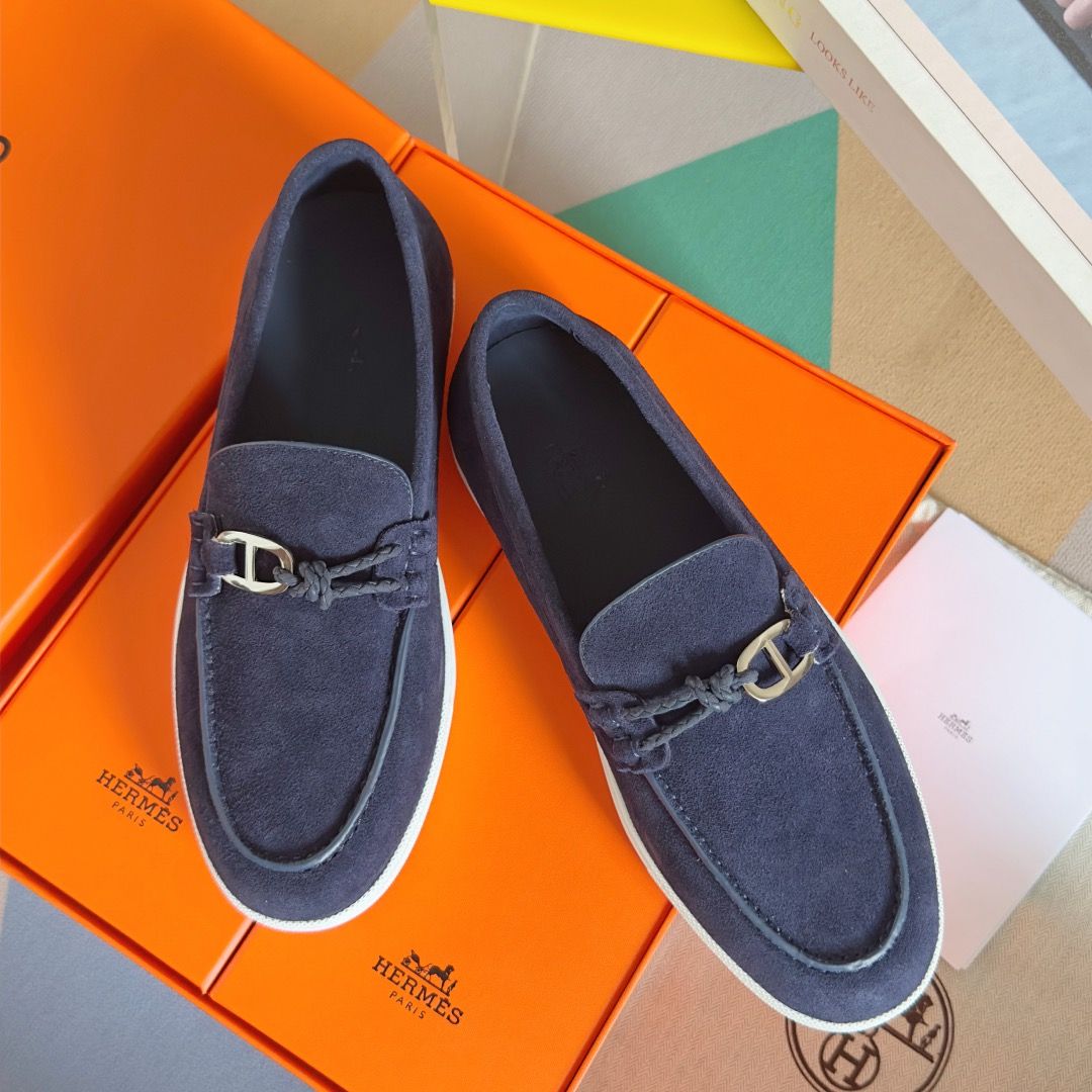 Hermes Men's Ignacio Loafers in Blue Suede Calfskin - Image 3