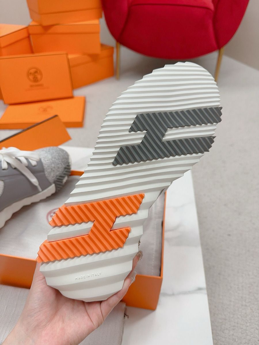 Hermes Men's Depart Sneakers in Grey Gradient Knit - Image 10