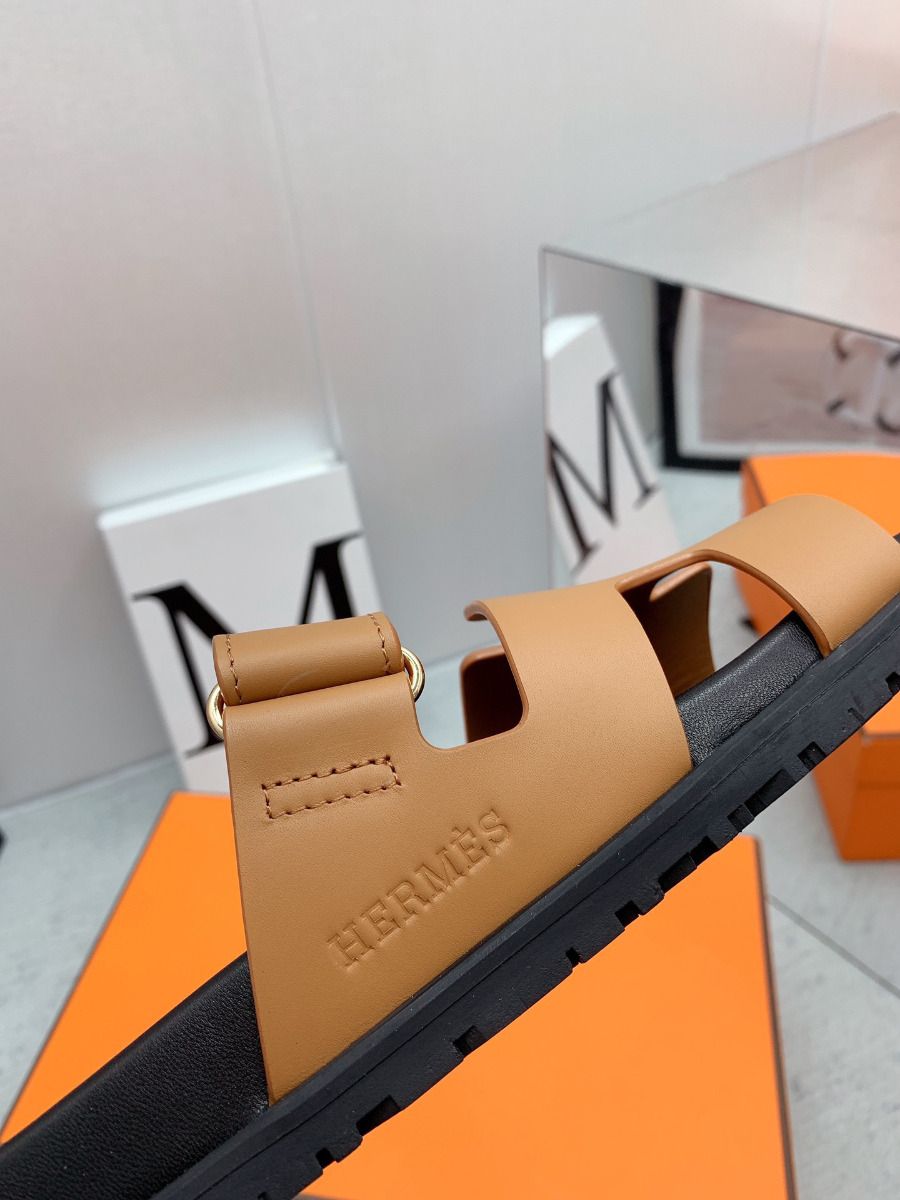 Hermes Men's Chypre Sandals in Brown Calfskin - Image 9