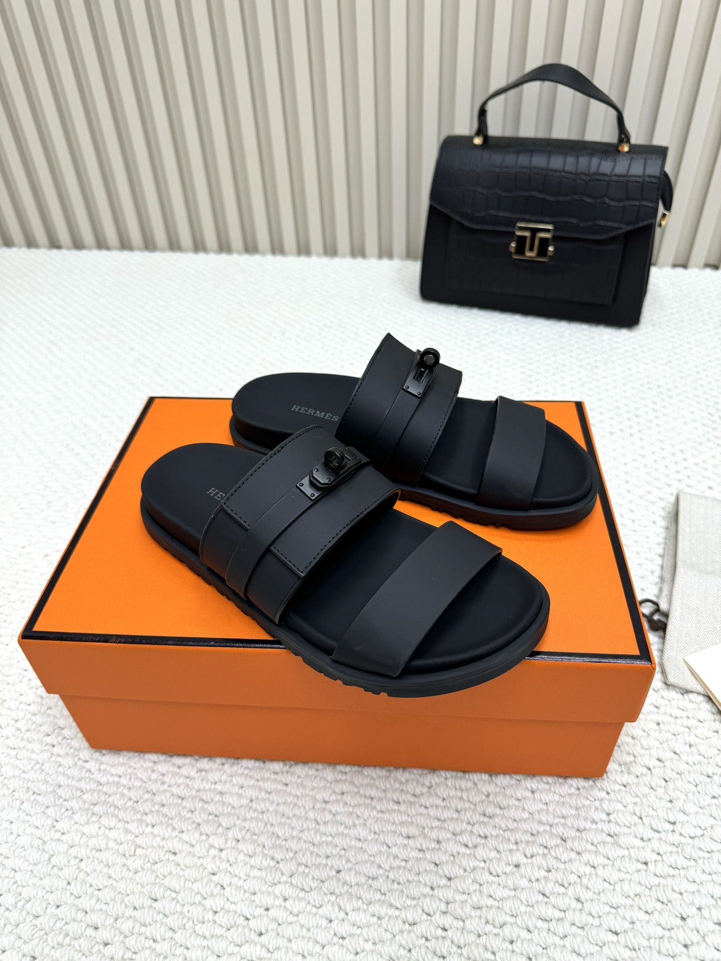Hermes Men's Jackson Sandal in Black Calfskin - Image 3