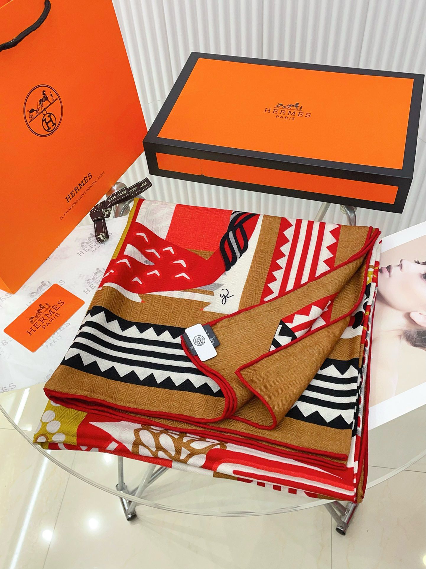 Hermes Noisette Fantaisie d'Etriers Shawl 140 - Image 4