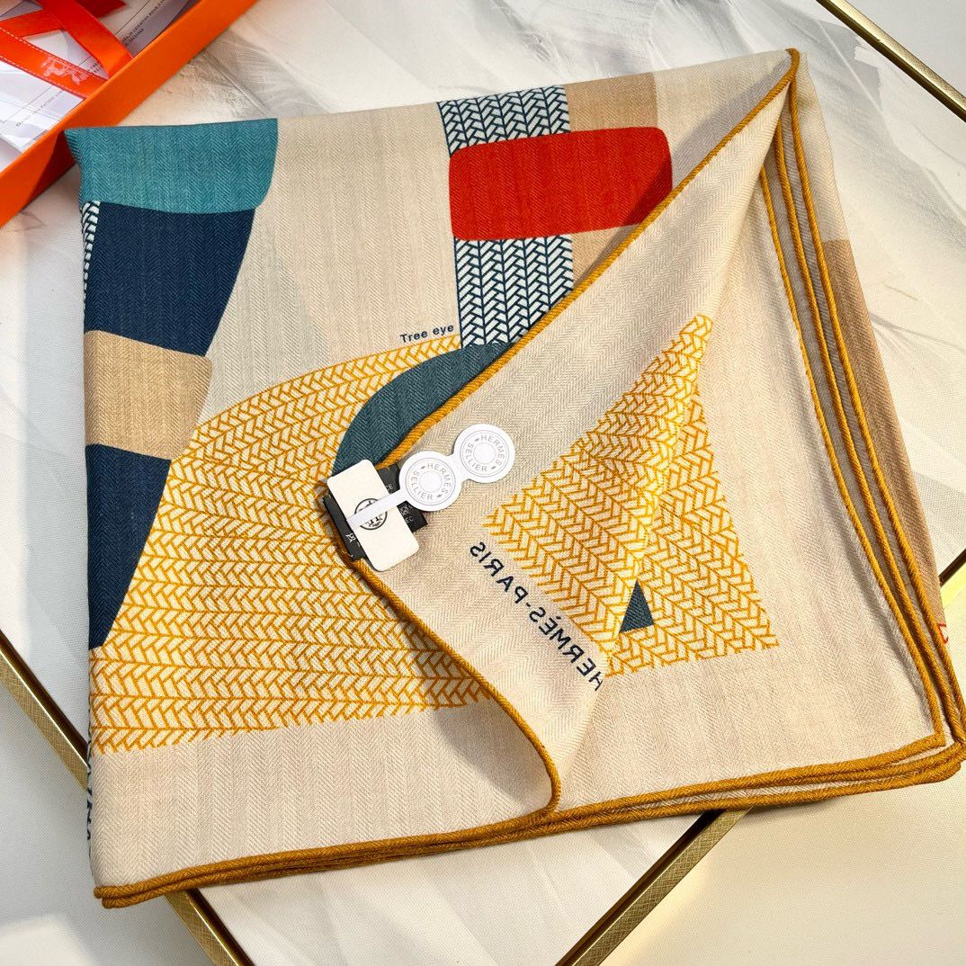 Hermes Blue Mon Premier Galop Shawl 140 - Image 6