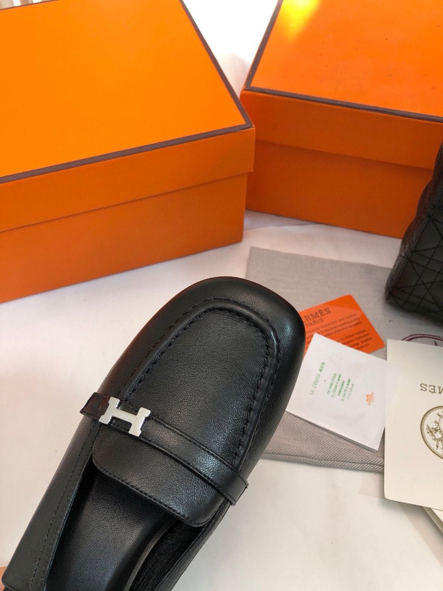 Hermes Infinie 50 Slingback Pumps in Black Leather - Image 9