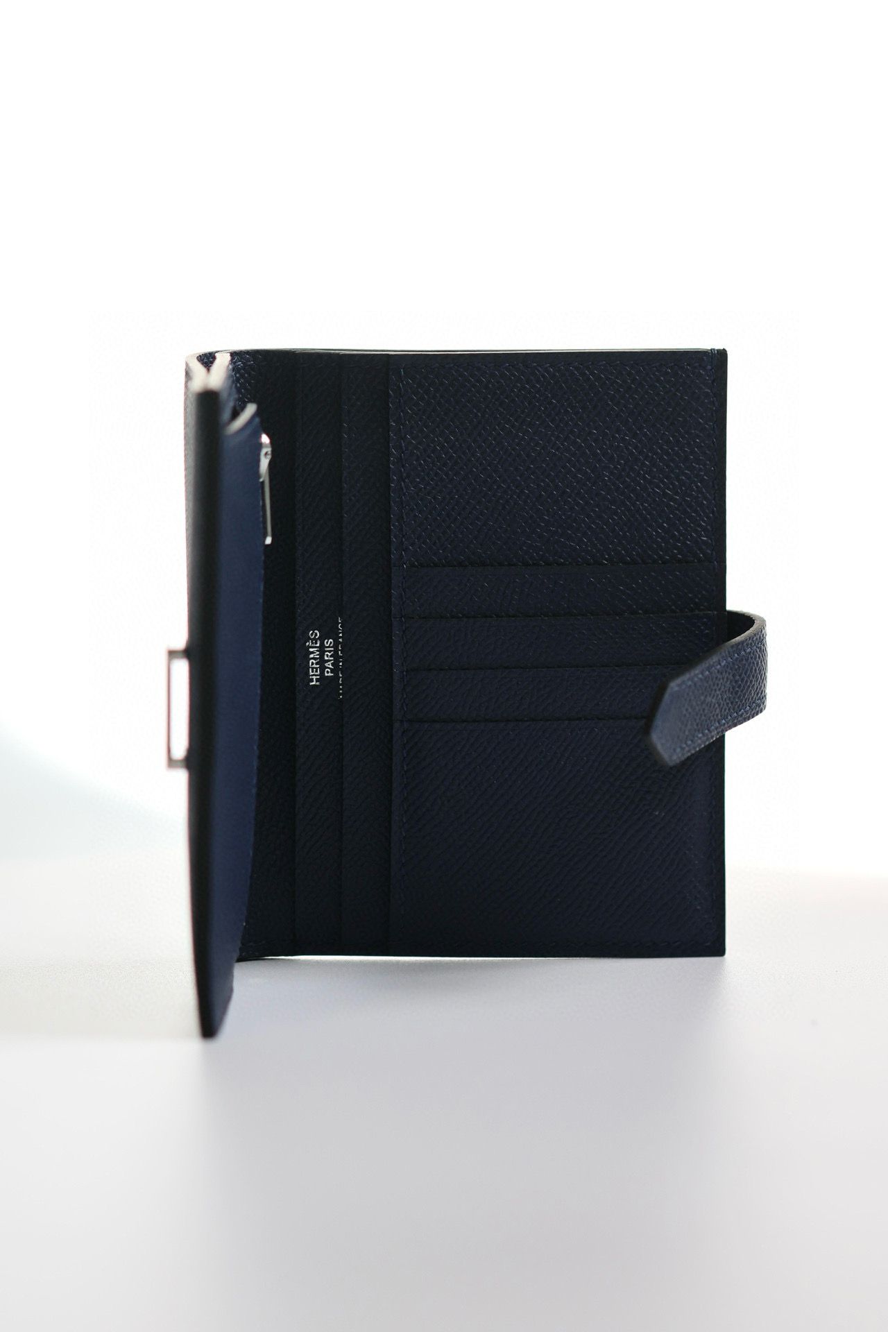 Hermes Bearn Compact Handmade Wallet in Blue Saphir Epsom Calfskin - Image 5