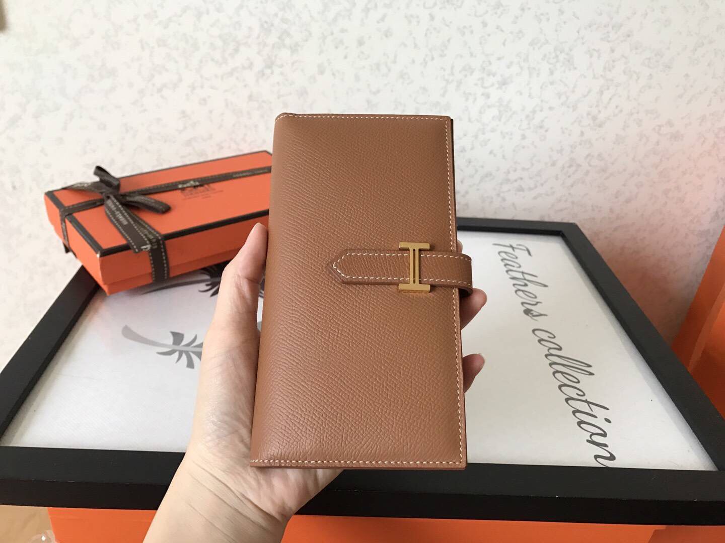 Hermes Brown Epsom Bearn Gusset Wallet - Image 3