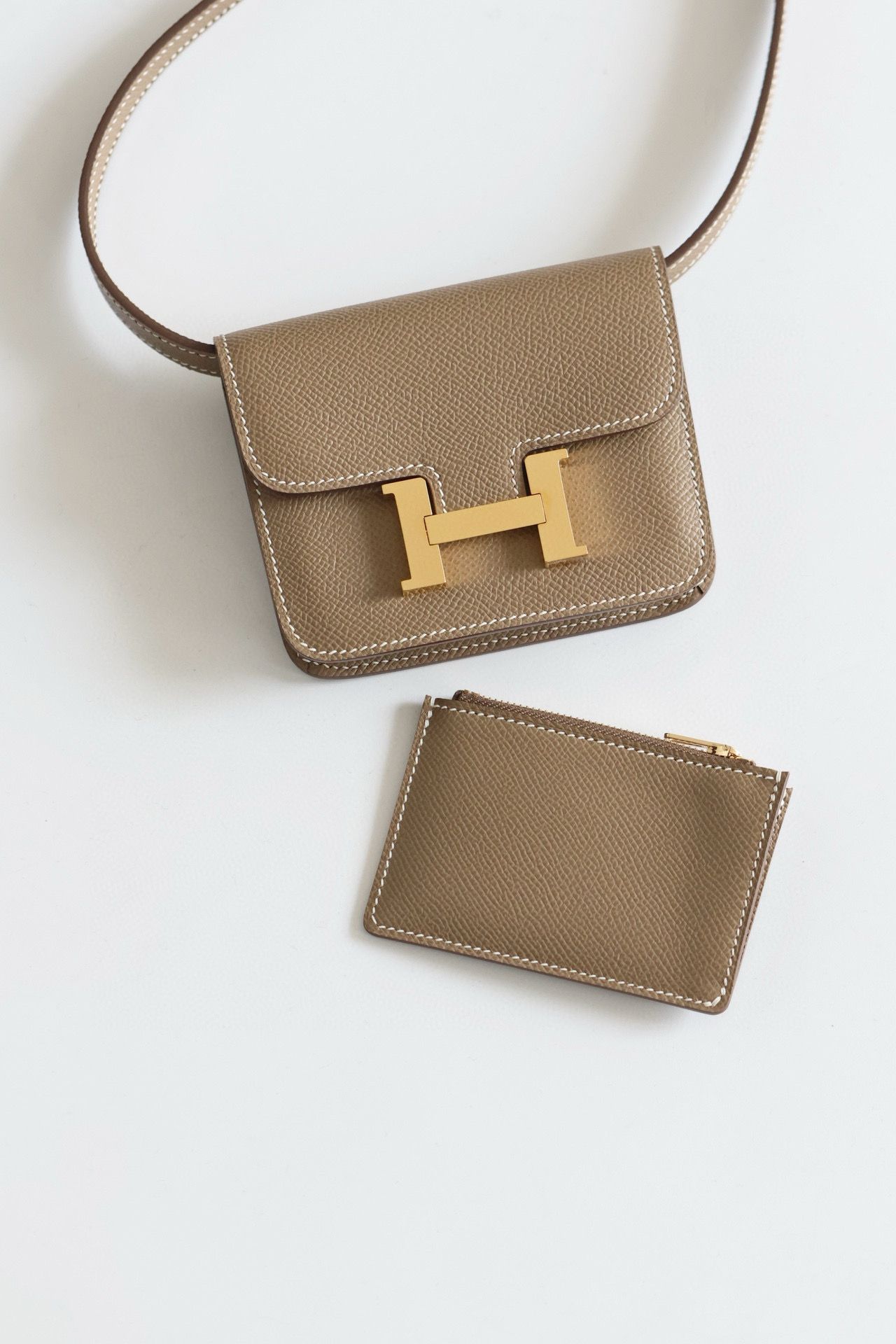 Hermes Constance Slim Wallet in Taupe Epsom Calfskin - Image 3