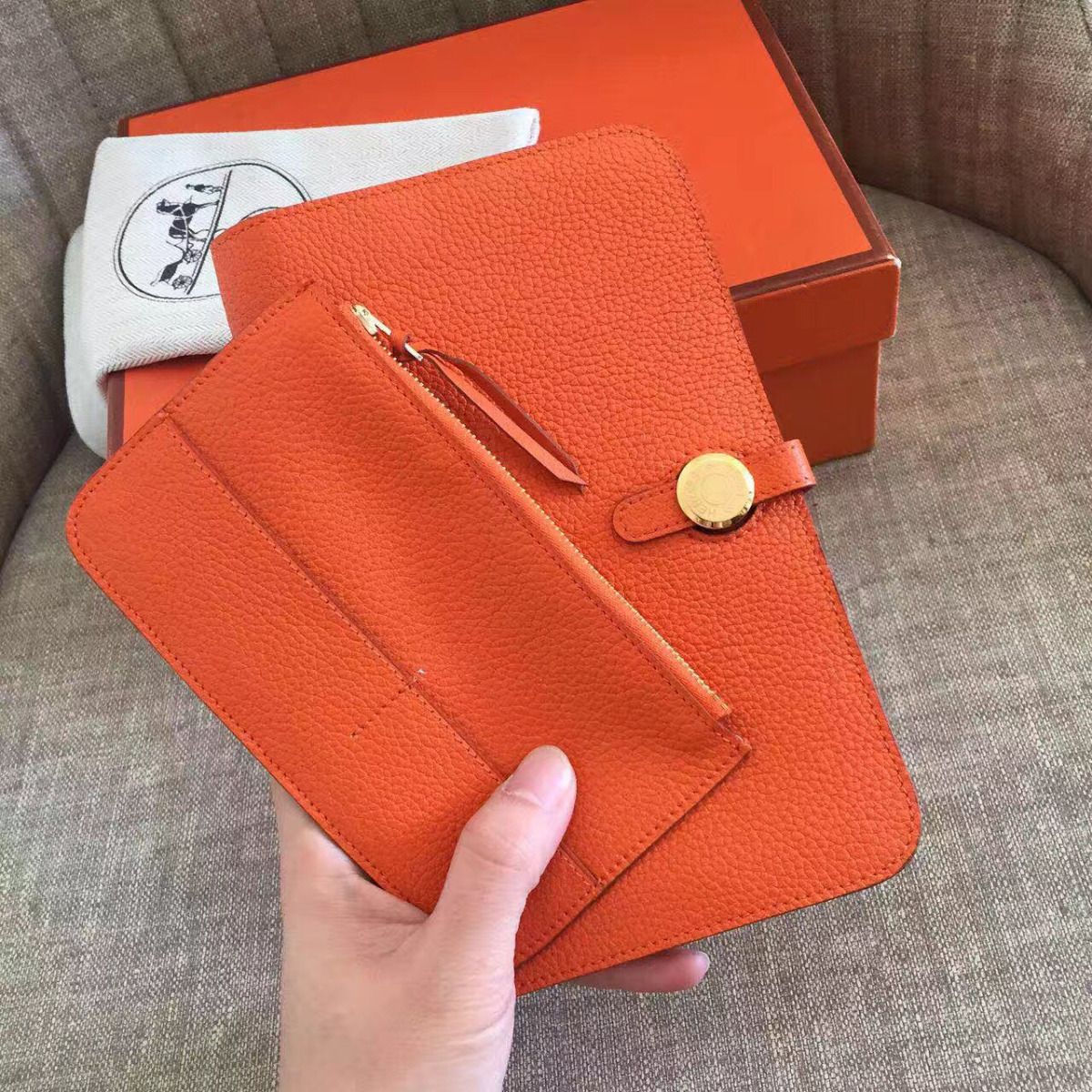 Hermes Dogon Duo Wallet In Orange Clemence Leather - Image 9