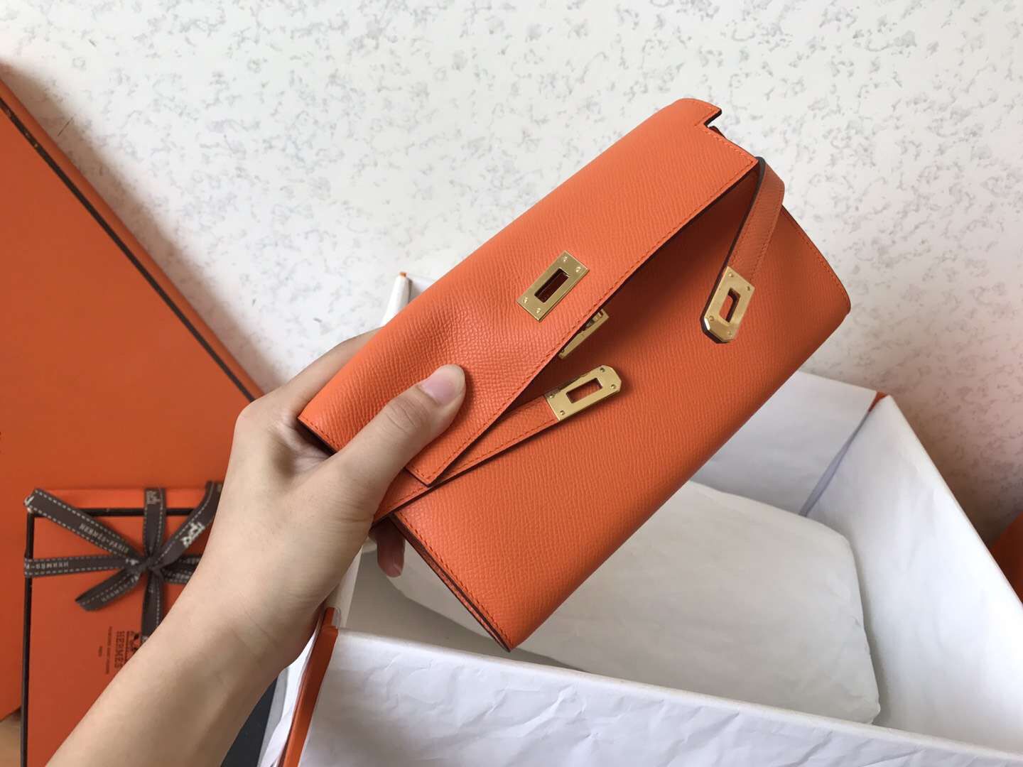 Hermes Kelly Classic Long Wallet In Orange Epsom Leather - Image 8