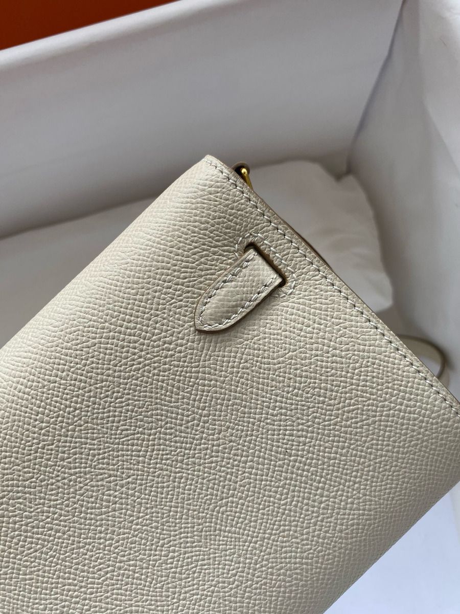 Hermes Kelly Classique To Go Wallet in Craie Epsom Calfskin - Image 5