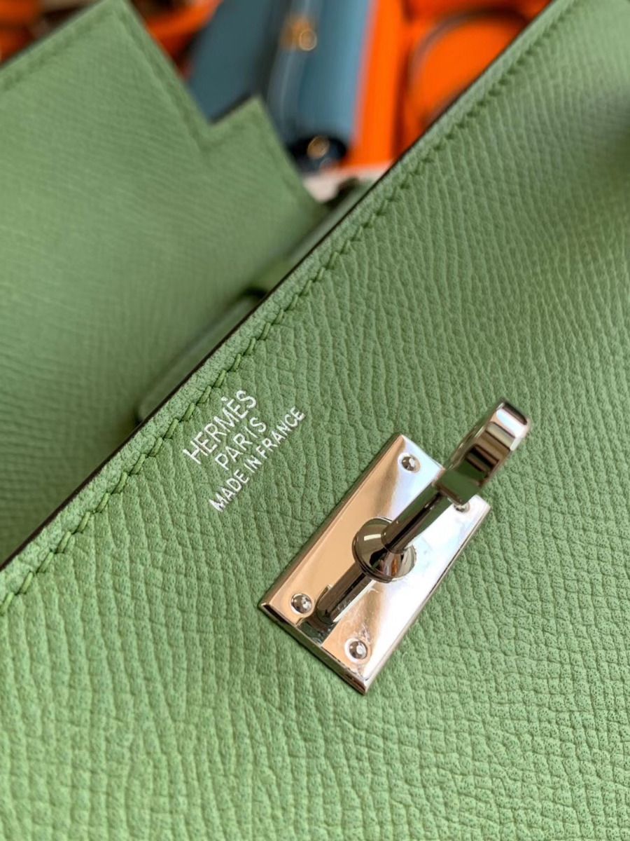 Hermes Kelly Classique To Go Wallet In Vert Criquet Epsom Calfskin - Image 8