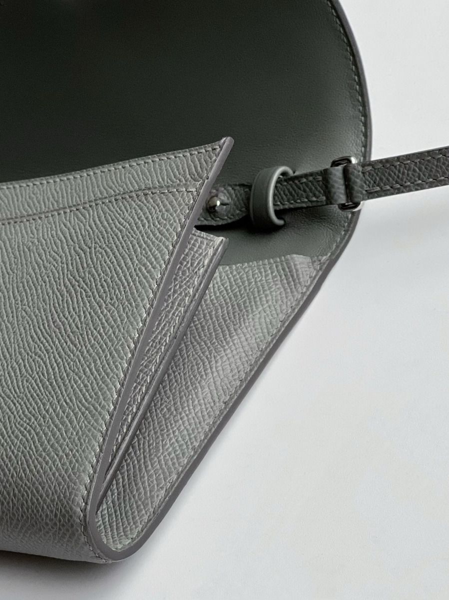 Hermes Constance To Go Wallet in Gris Meyer Epsom Calfskin - Image 7