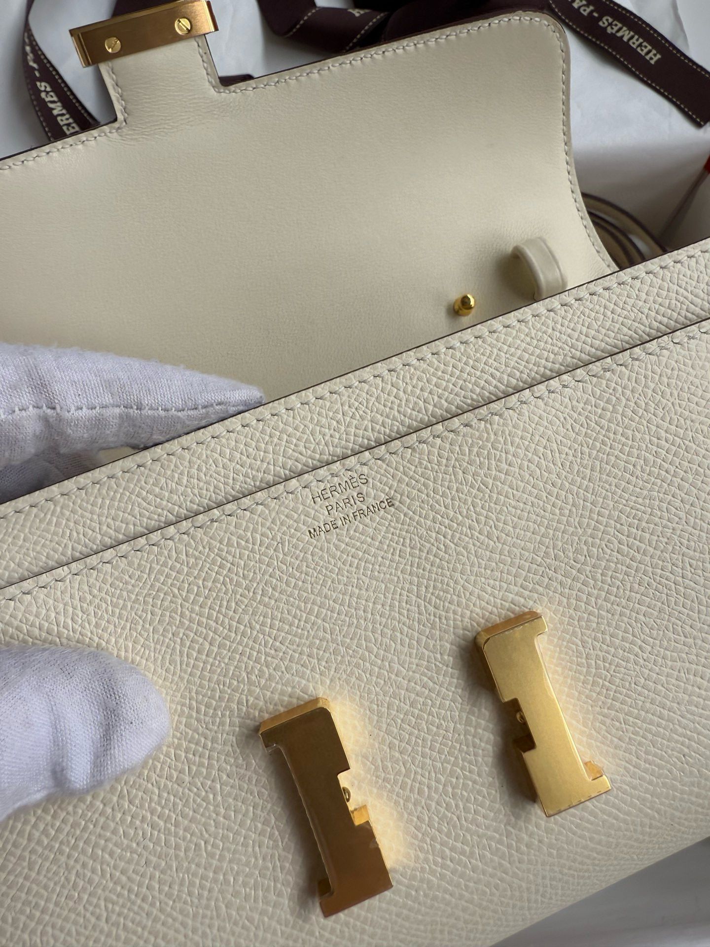 Hermes Constance To Go Wallet in Nata Epsom Calfskin - Image 8