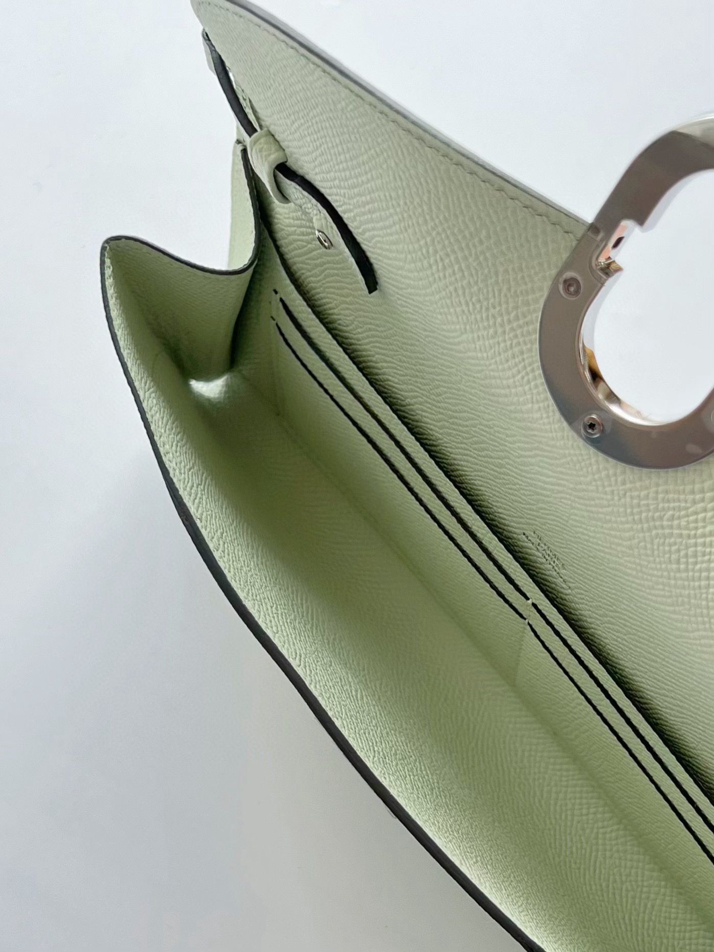 Hermes Maillon To Go Wallet in Vert Fizz Epsom Calfskin - Image 8